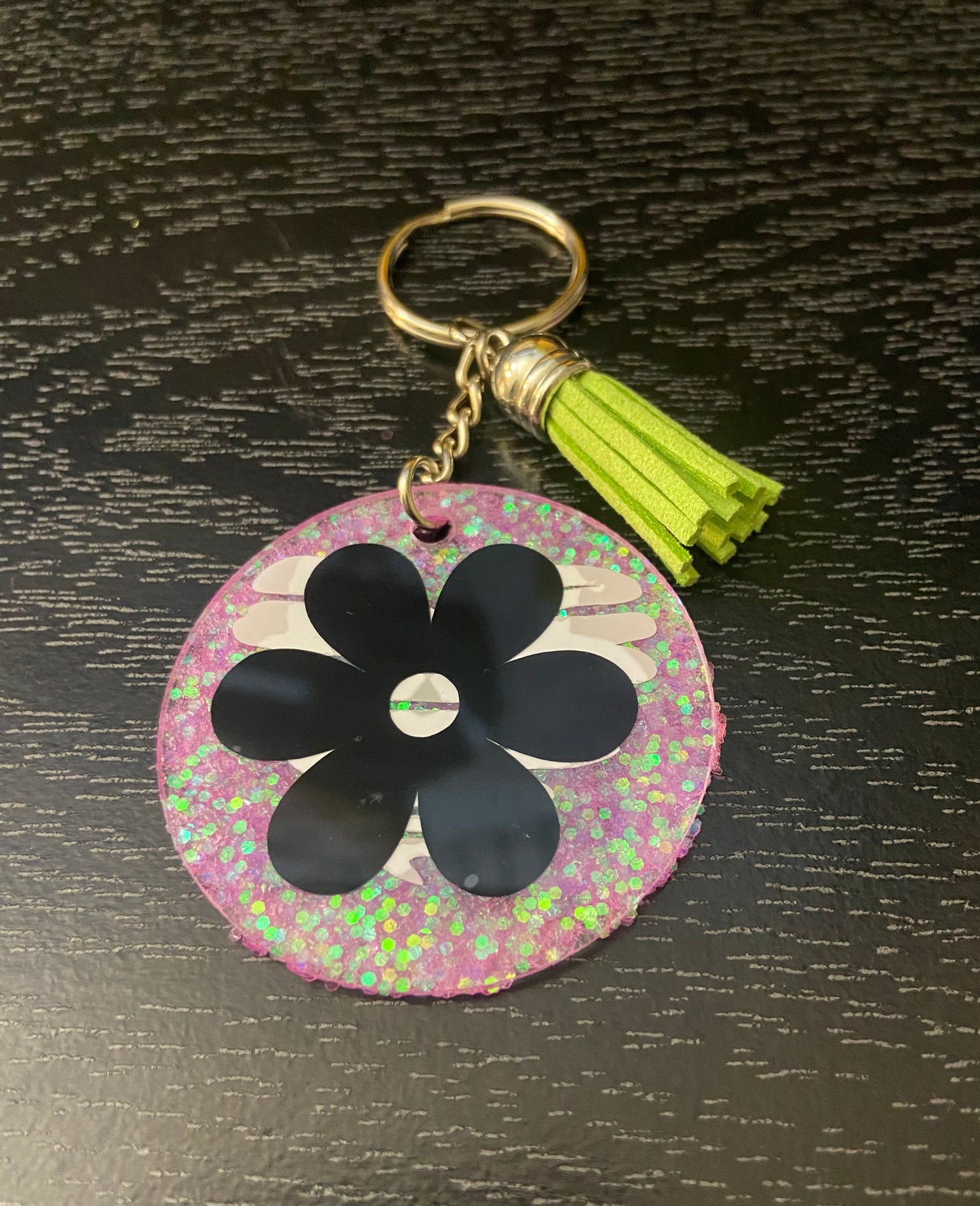 Black Flower Keychain (Light Green Tassel)