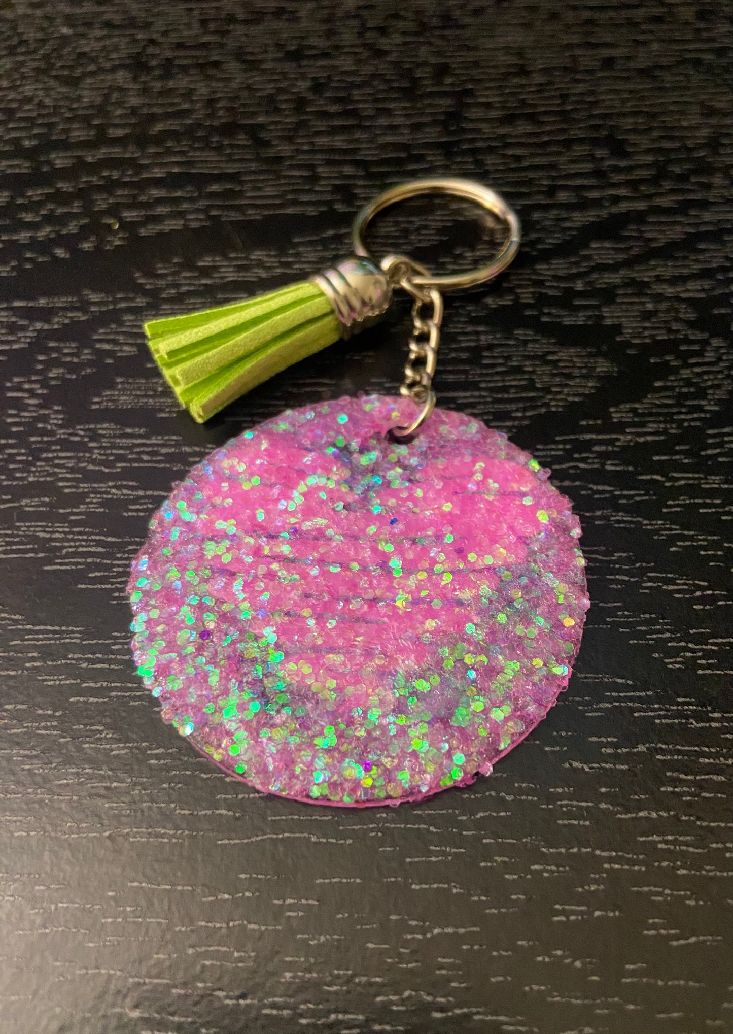 Black Flower Keychain (Light Green Tassel)